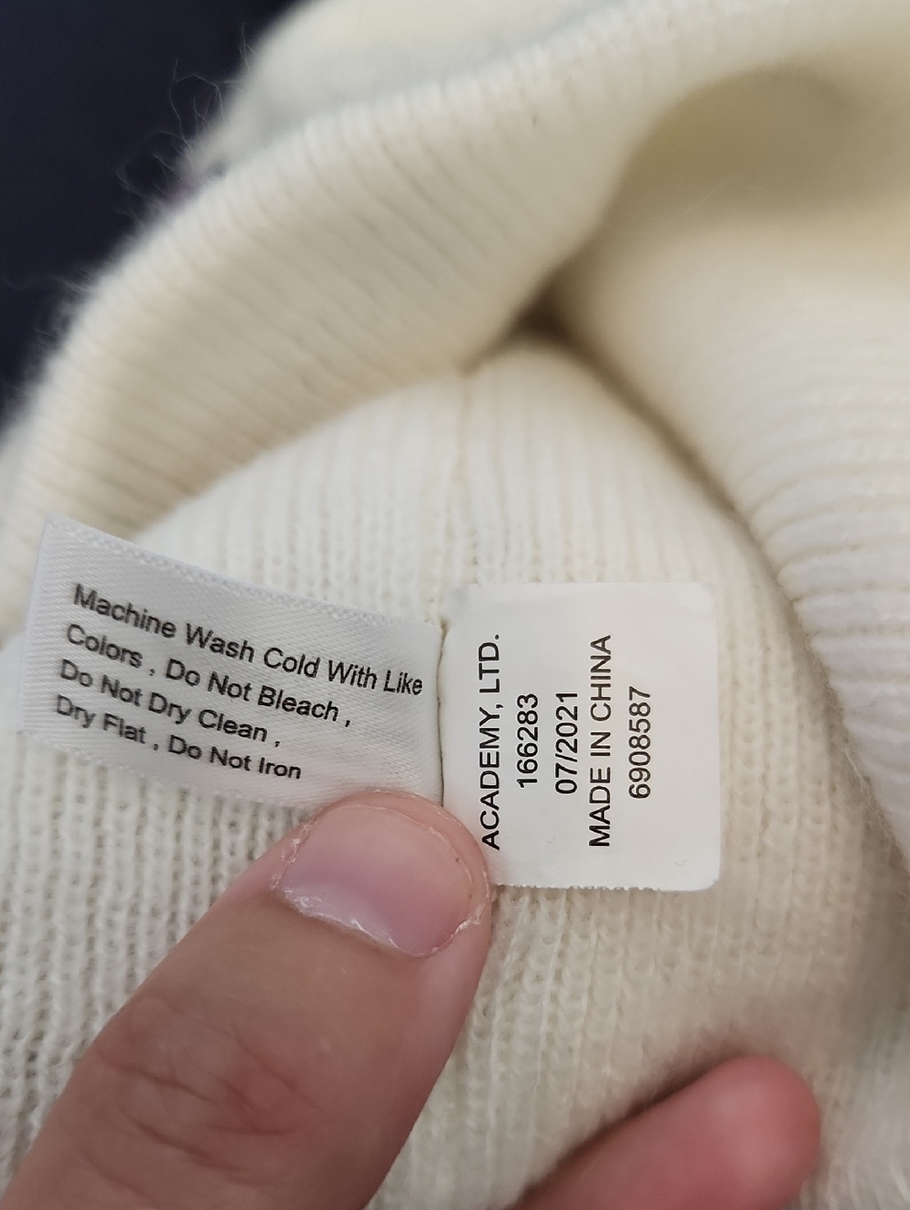 Unicorn Rainbow Beanie Hat - Picture 5 of 6